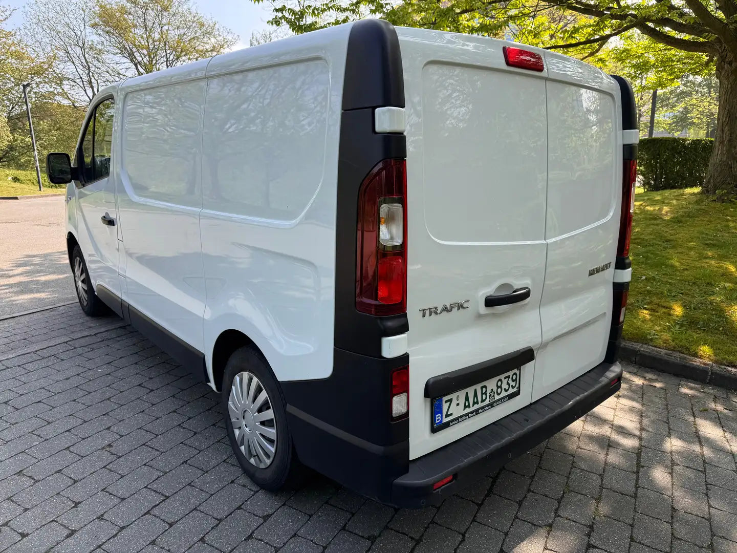 Renault Trafic 1.6 dCi 27 L1H1 – 95 ch – 2018 – 186 197 km – Véhicule belge – TVAC 6 490 €