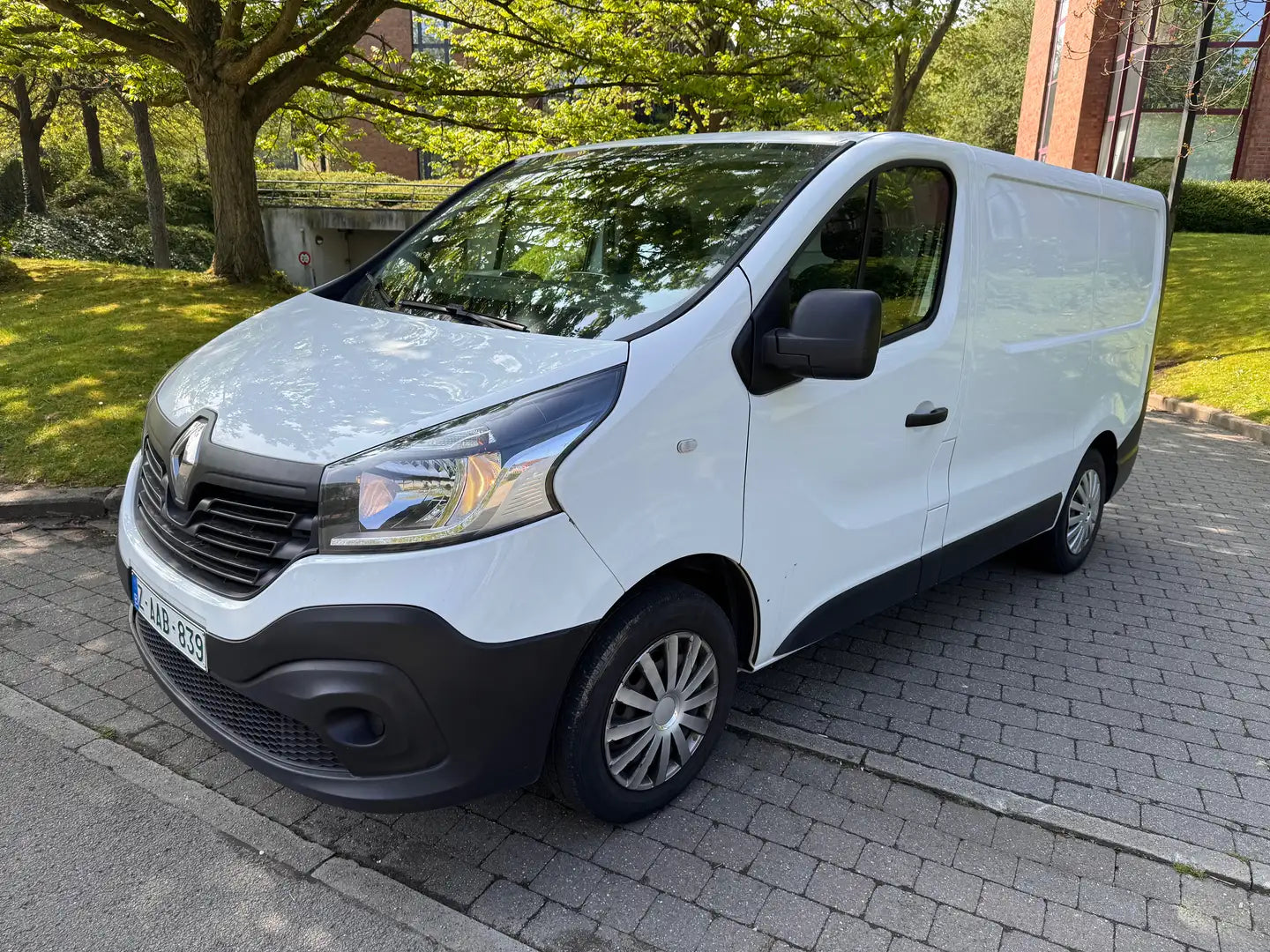 Renault Trafic 1.6 dCi 27 L1H1 – 95 ch – 2018 – 186 197 km – Véhicule belge – TVAC 6 490 €