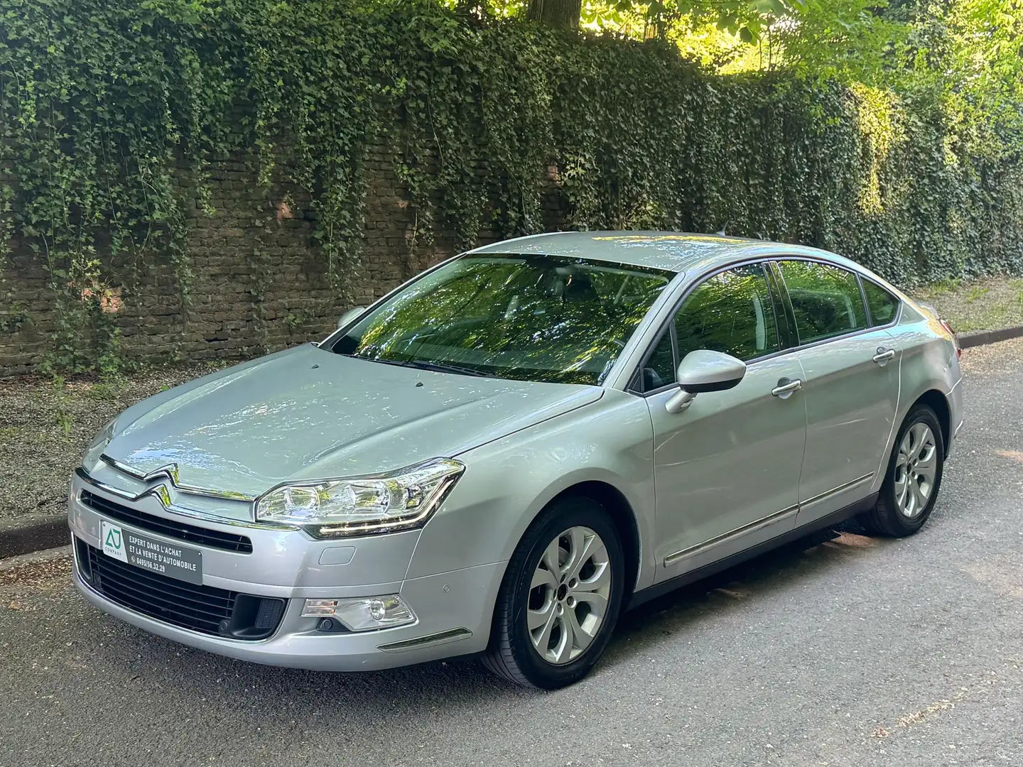 Citroën C5 1.6 HDi – 114 ch – 2015 – 236 000 km – 3 900 €